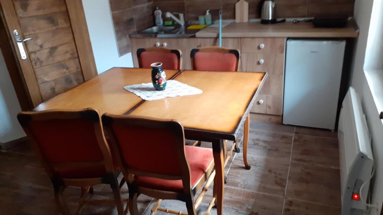 Golemi Kamik Pirot Vlasi Eksteriør bilde